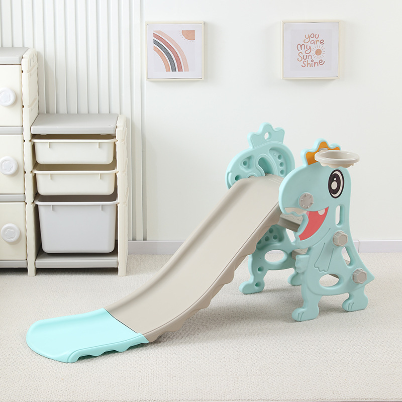 Toboggan vert de taille moyenne (86 cm de long)