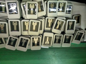 ร้อนขายโลหะห่วงโซ่กุญแจอาหารมื้อเย็นได้อย่างรวดเร็ว2TB USB 2.0 3.0แฟลชดิสก์หน่วยความจำแฟลชไดรฟ์ USB แฟลชไดรฟ์