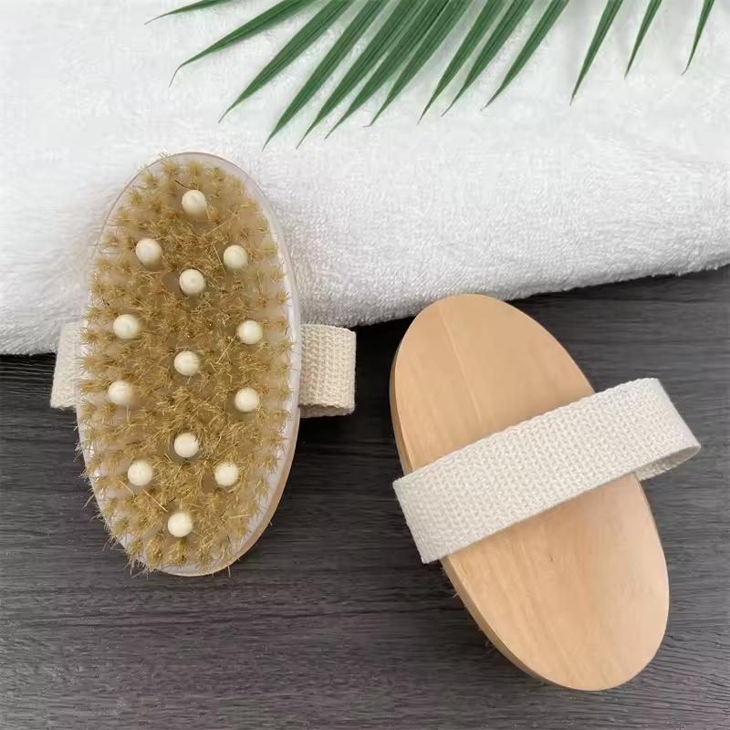 Bois d'herbe + poils de sanglier + perle de massage