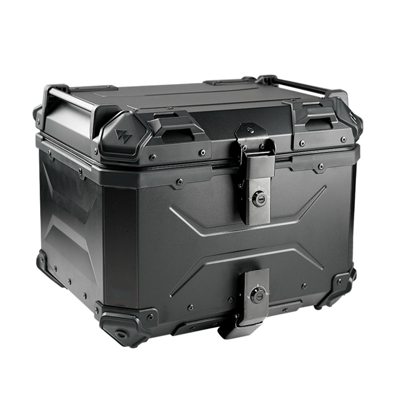 Top case noir style MC