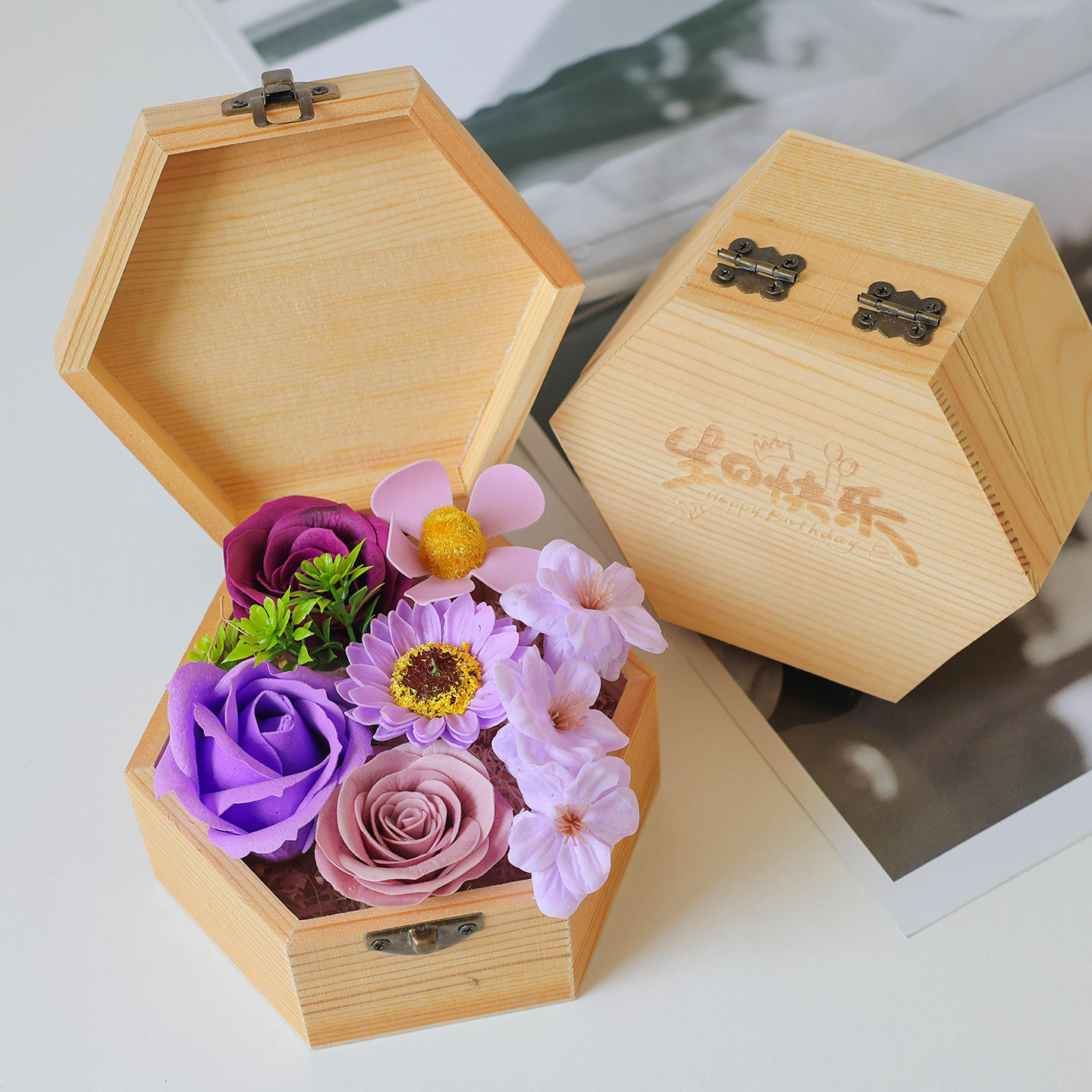 กล่องไม้หกเหลี่ยม-สีม่วง