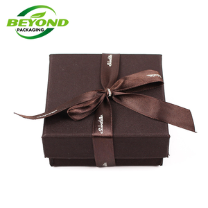 Yüksek kaliteli küçük kapak ve baz kutusu lüks hediye kutusu özel renk izle kurdelalı kutu yay - Product Image 4