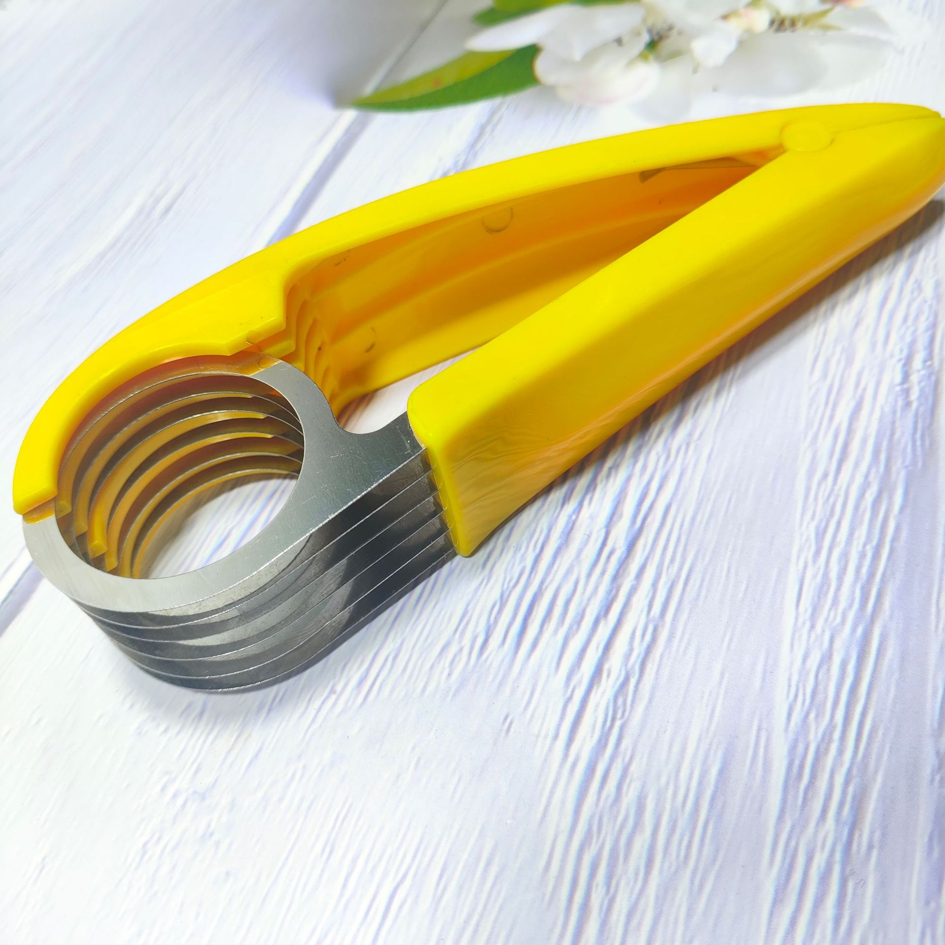 Jaune