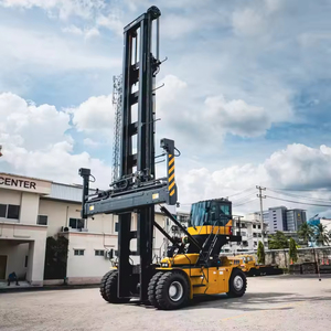 Heavy Duty Mobile Container Reach Stacker 9 Ton Contenedor vacío Handler XCH907K con capacidad de elevación de 9 toneladas para la venta - Product Image 3