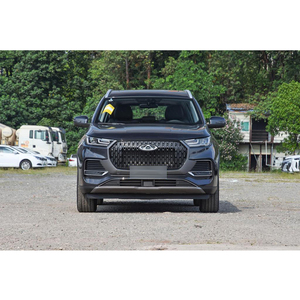 Chery Tiggo 8 7人乗りSUV軽量インテリア在庫あり360 ° ガソリン/電気エンジンR18タイヤ大型割引中古車