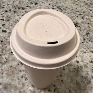 16オンス圧縮可能バガッセコーヒーカップ (ふた付き) マイクロ波安全丈夫な環境にやさしい使い捨て食器