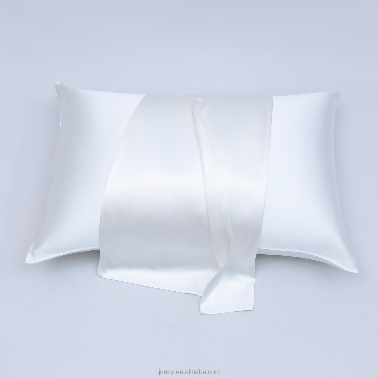 Pure tea white Heavyweight silk pillowcase