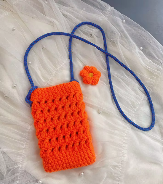 Broche fleur d'oranger finie