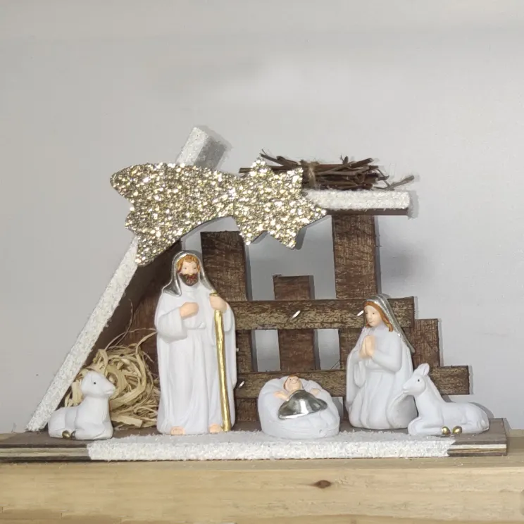 Fabrik angepasste katholische religiöse Geschenke Desktop-Dekor Skulpturen Heilige Familie Weihnachts figuren mit LED-Lichtern