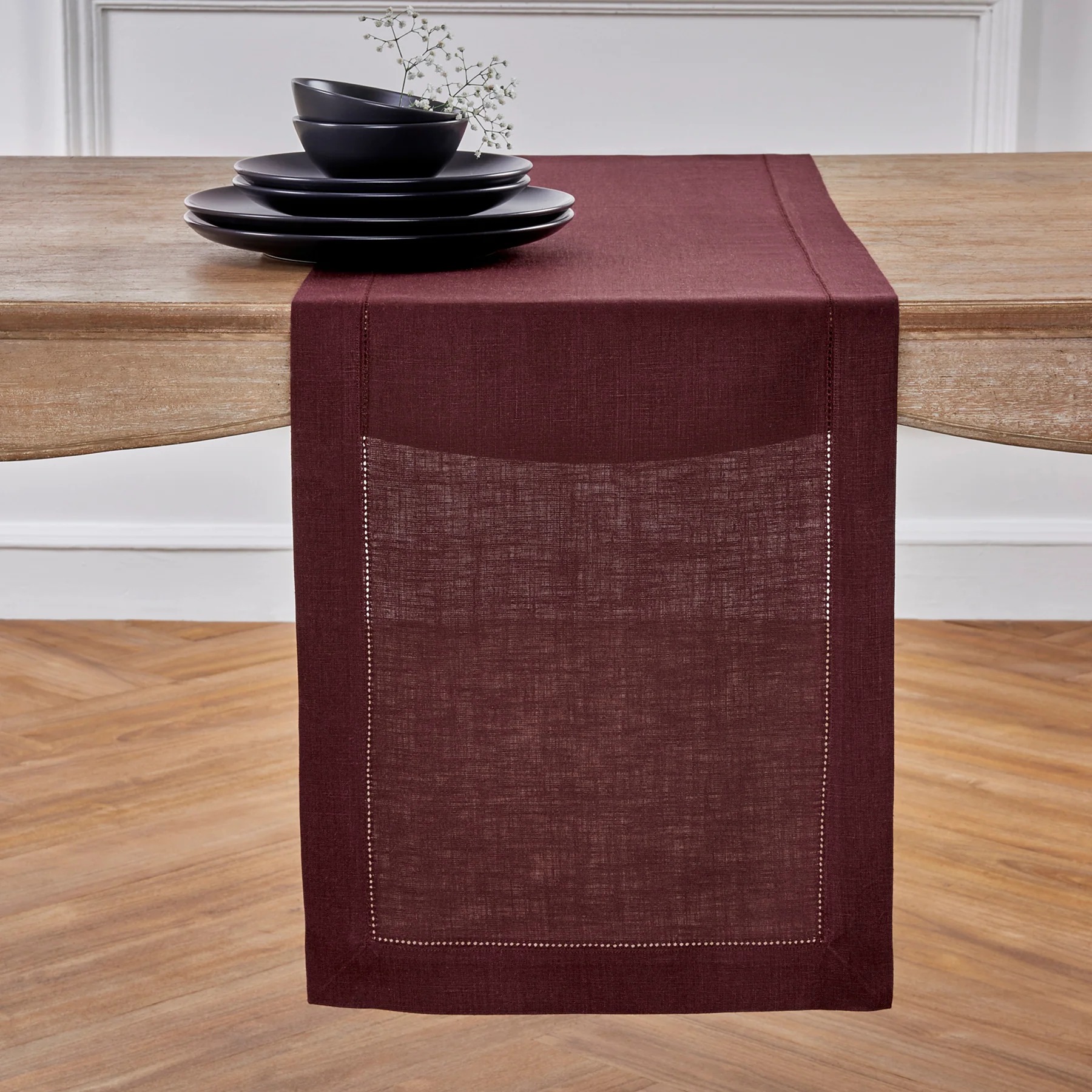 Red wine color