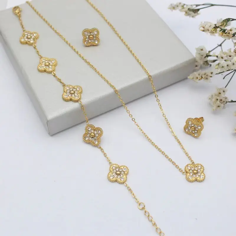 Conjunto de joyería de cuatro hojas de la suerte de Oro a la moda, venta al por mayor, Pendientes colgantes para mujer, pulsera, collar, conjunto de joyería
