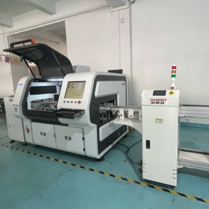 High-End profesyonel masaüstü SMT yakala ve yerleştir makinesi tam otomatik smt yakala ve yerleştir makinesi smt makinesi - Product Image 3
