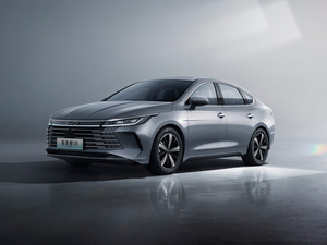 עלות-משחית byd 05 phev היברידית sedan phev היברידית סדן צריכת דלק נמוכה טווח גדול עבור נסיעות יומיות נסיעה