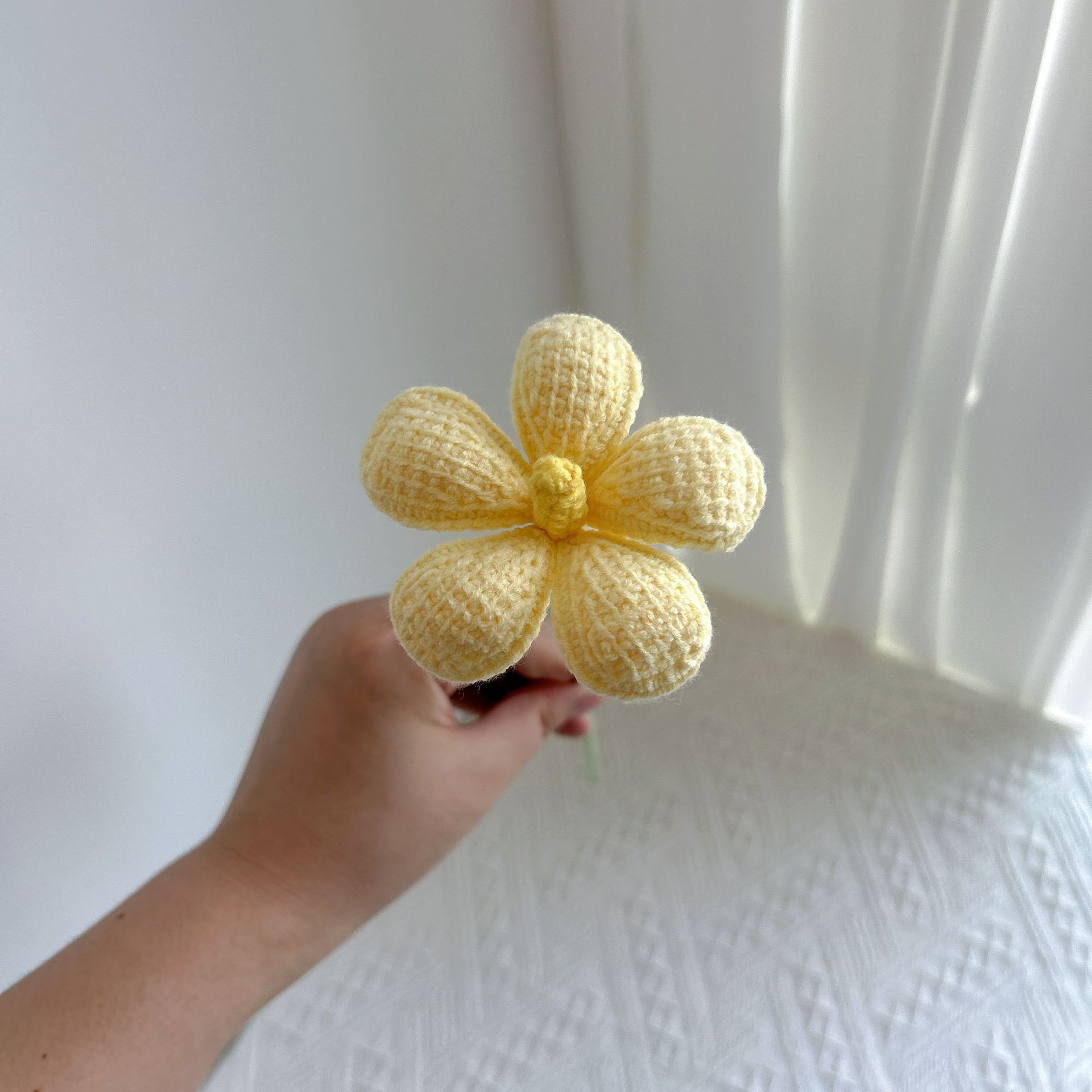 1 pièce - jaune laiteux