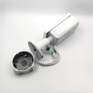 Cámara IP Hik de 4 MP, cámara de red Bullet varifocal motorizada AcuSense, - Product Image 6