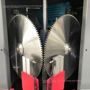 Cornice in lega di alluminio CNC a doppia testa macchina da taglio ad angolo di 45 gradi porta per finestre che fa macchina macchina per macchine foto in movimento - Product Image 3