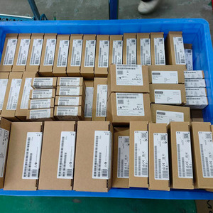 Fortschrittliche Technologie günstiger PLC-Controller kleiner PLC-Modul programmierbarer Controller TM241CE24T