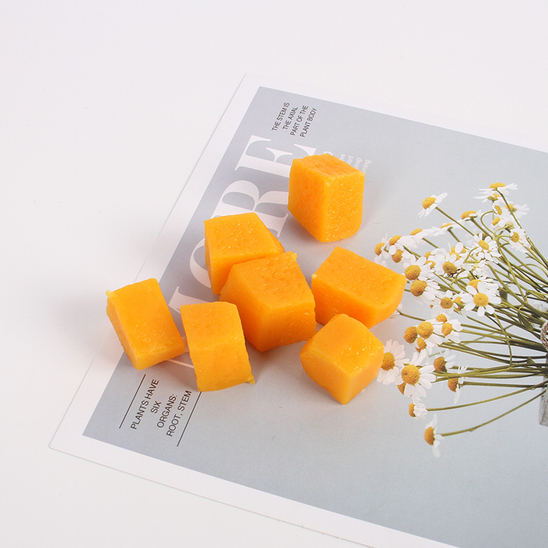 Mangue coupée en dés