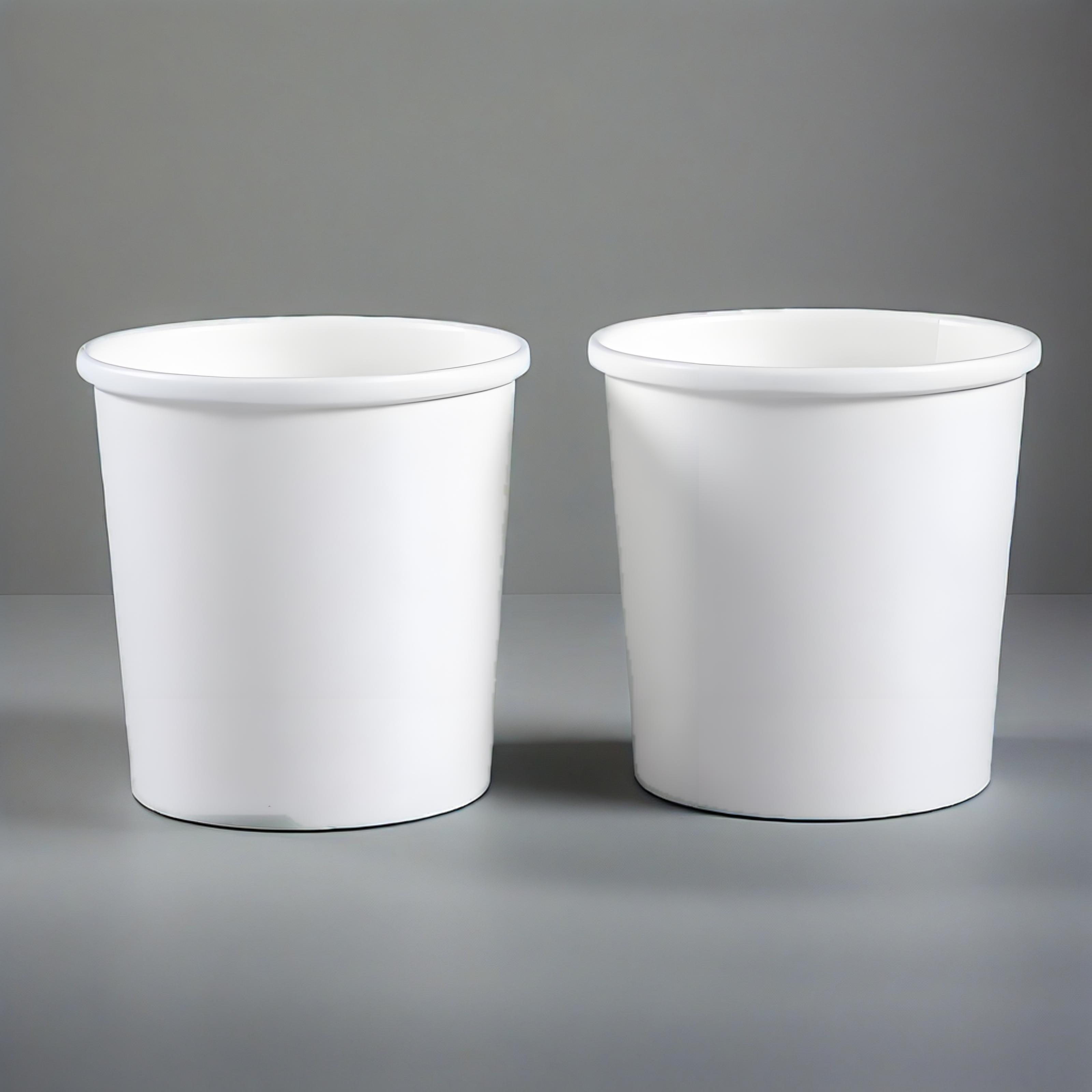 Seau à papier blanc