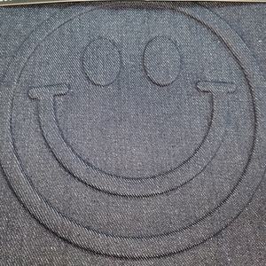 3D kabartma silikon şeffaf silikon sıvı logo kabartmalı serigrafi - Product Image 2