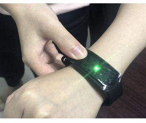 Impermeable UUID programable pulsera Bluetooth Co persona mujer alarma Ble Ibeacon pulsera seguimiento Ibeacon - Product Image 1