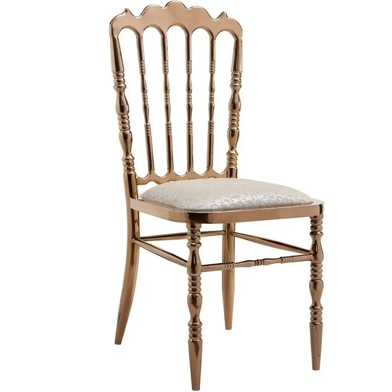 เก้าอี้ทิฟฟานี่หุ้มเบาะทองเก้าอี้โลหะ chiavari สำหรับงานเลี้ยงงานแต่งงาน