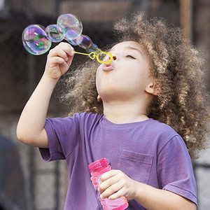 Popular <strong>Bubble</strong> Toys for Kids with Display Box Package <strong>Bubble</strong> Solution 4 oz <strong>Bubble</strong> Blowing <strong>Bottles</strong> with Blow Wands - Product Image 2