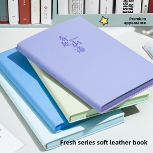 Мягкая кожаная записная книжка с принтом - Product Image 3