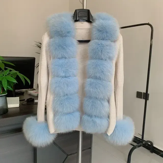 bianco latte con blu