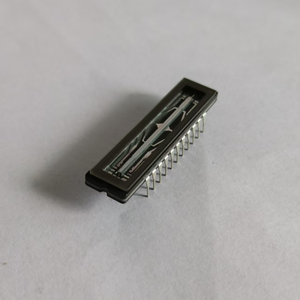 Nuevo Sensor de imagen lineal CCD TCD103D CDIP22 Original de 2048 píxeles (B/N) para sensor CCD Toshiba - Product Image 4