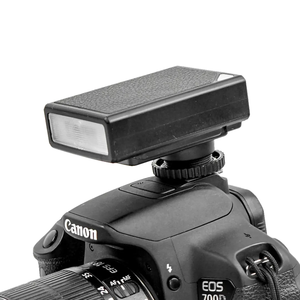 Fabrika doğrudan satış Mini şarj edilebilir 5600K kamera flaşı ışık lityum pil harici DSLR kamera flaşı hızlı hız ışıkları - Product Image 4
