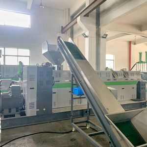 Lvhua <strong>Loading</strong> <strong>and</strong> <strong>Unloading</strong> Using Mobile Plastic Used Scrap Conveyor Belt Can Convey the Flakes <strong>and</strong> Granule