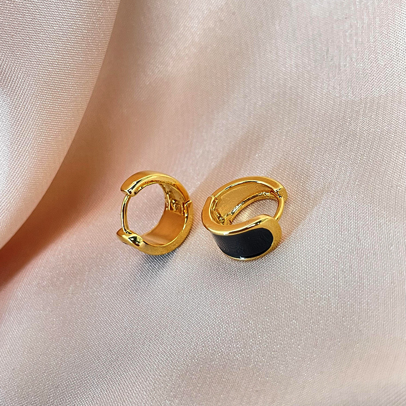 Black s1145-2