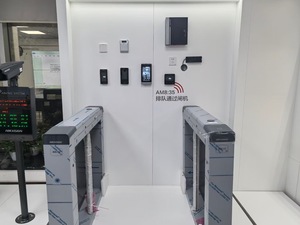 Hikvision 7-inch IP <strong>Video</strong> <strong>Intercom</strong> Kit DS-KIS603-P(C) Two-way Audio Support Wi-Fi 8-ch Alarm Surface Mounting Motion Detection