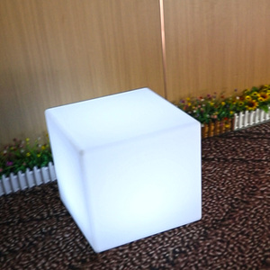 Khuyến Mãi Đầy Màu Sắc Phát Sáng <span class=keywords><strong>Cube</strong></span> Phân LED Điều Khiển Từ Xa Ánh Sáng Ban Đêm Hộp Ktv Vuông Bàn Cà Phê Ghế Trang Trí Nội Thất Giáng Sinh - Product Image 3