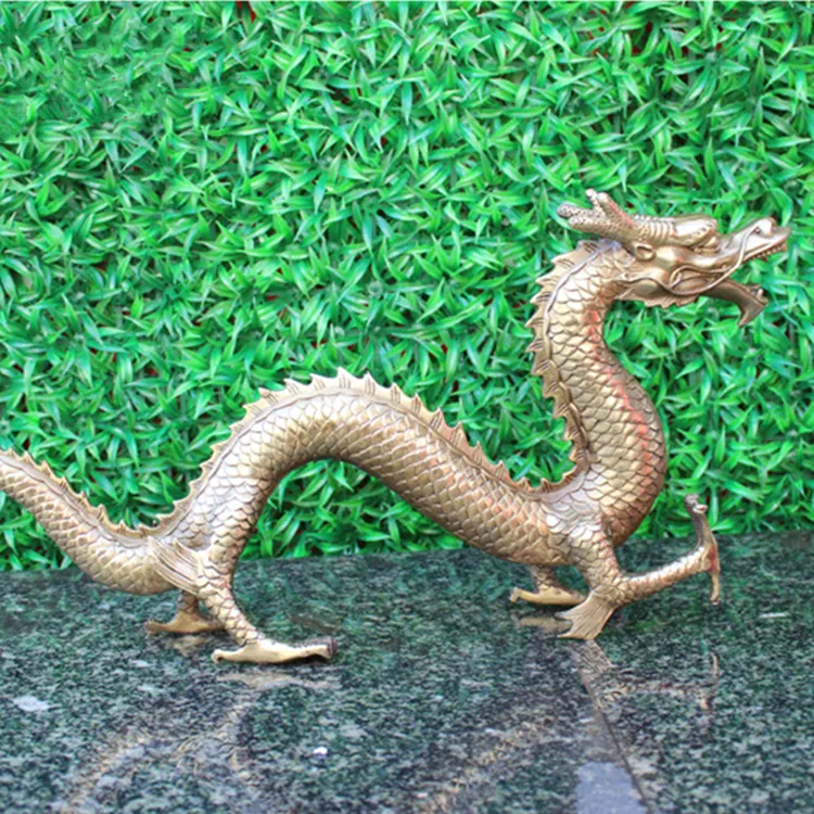 Décorations de dragon chinois fournies en usine Sculpture en bronze Fengshui de luxe pour les cadeaux d'affaires