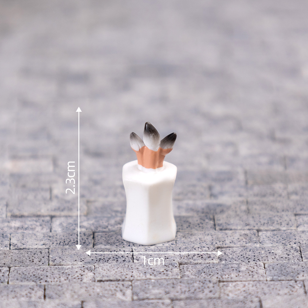 Size 8 wool pen holder