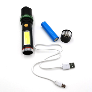 Hot <span class=keywords><strong>mini</strong></span> xe an toàn cuộc sống tiết kiệm búa Telescopic Zoom có thể sạc lại hợp kim nhôm dẫn Ngọn Đuốc Đèn chiến thuật đèn pin - Product Image 2