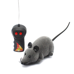 Interactive Pet <strong>Toy</strong> Radio-Operated Walking <strong>Mouse</strong> Cat-Teasing Remote Control <strong>Toy</strong> With 6 Battery Screwdrivers 5cm Size - Product Image 1