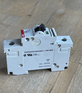 Nuovo e originale Plc S281 K6A interruttore 1 polo 6A 230400V PLC Controller di programmazione - Product Image 4