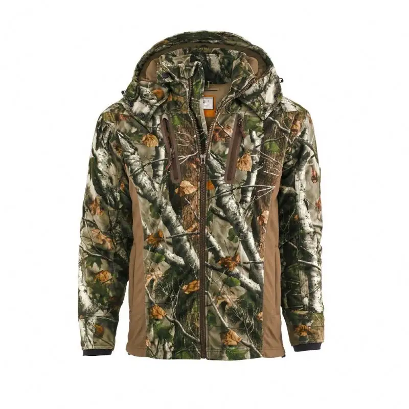 Ropa de caza de camuflaje aislada de invierno a la venta