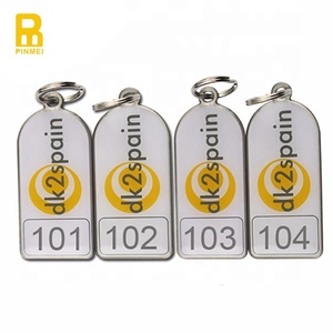 Özel otel kimlik numarası anahtar etiketi baskı anahtar etiketi Qr kodu oda numarası anahtarlık anahtarlık - Product Image 2