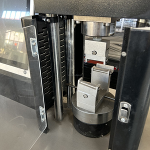 High Quality Hydraulic Concrete <strong>Compression</strong> <strong>Testing</strong> <strong>Machine</strong> with 1-Year Warranty 220v <strong>Compression</strong> Bending Press <strong>Testing</strong> <strong>Machine</strong> - Product Image 5
