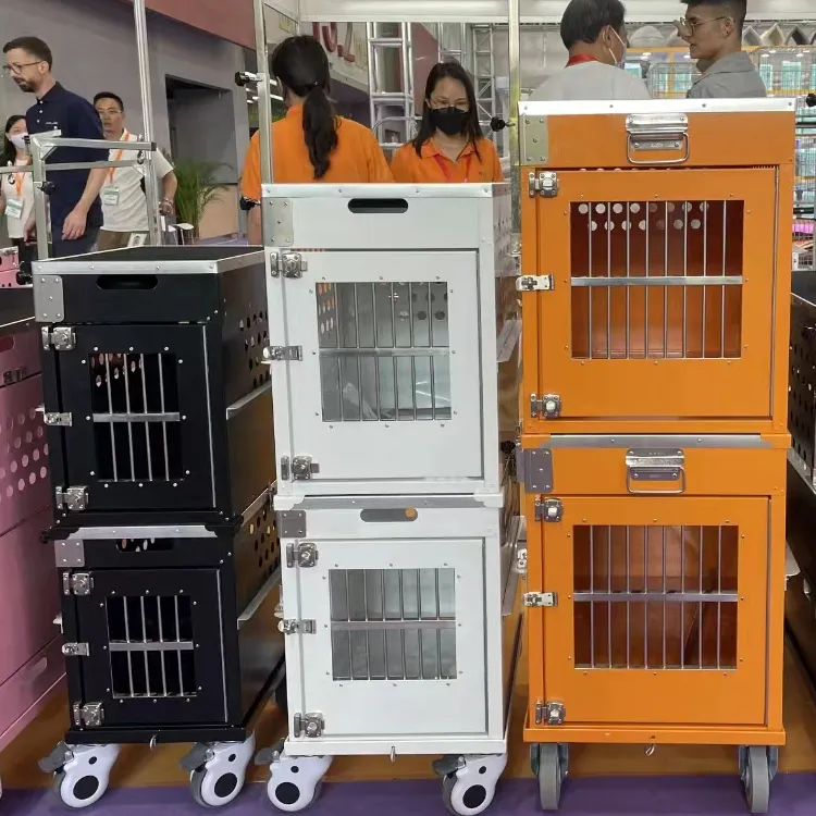 Professionele Aluminium Vliegtuigkooien Kunnen Huisdieren-Proofing Zijn Met Private Label Travel Trolley Hondenkennelkooi