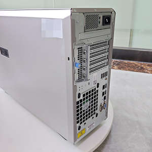 Nuovo <span class=keywords><strong>Server</strong></span> Tower PowerEdge T360 E-2436 2.9GHz 6 Core, Classe Entry-level per Piccole Imprese, Computer Host per Archiviazione - Product Image 4