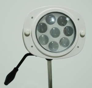 Lámpara de examen LED de fuente de luz fría, bombillas 8LED utilizadas para exámenes médicos ginecológicos y cirugías menores - Product Image 2