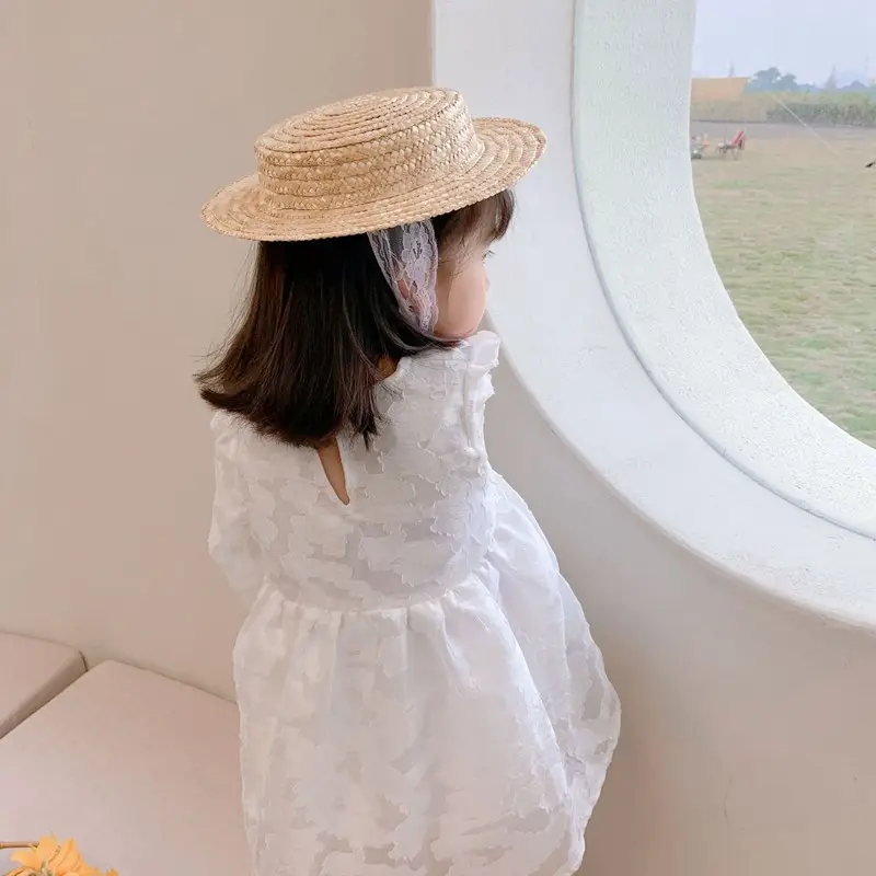 Vente en gros Chapeaux pare-soleil à large bord de style bohème avec coupe-vent en dentelle avec nœud en corde Chapeau de paille mignon pour enfants