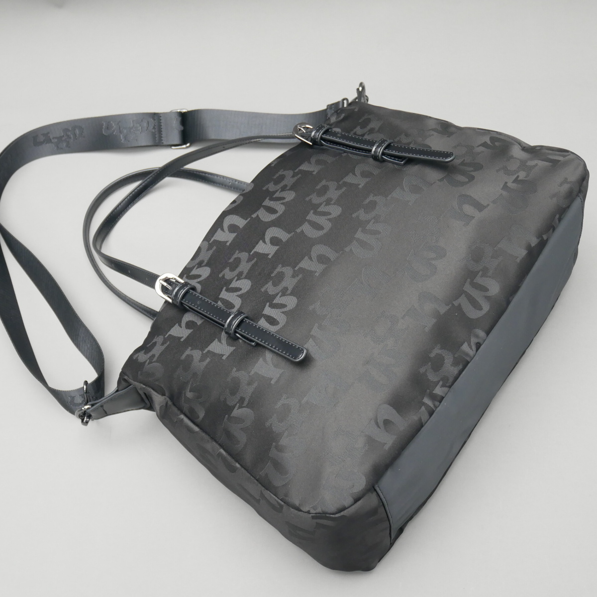 Jacquard Black
