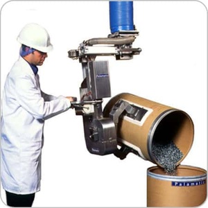 Sollevatore di sollevamento del tamburo dell'olio elettrico del manipolatore industriale pneumatico con la tazza e il morsetto della ventosa di vuoto e del gancio