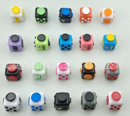 การผสมสีเดียว + บรรจุภัณฑ์กล่อง